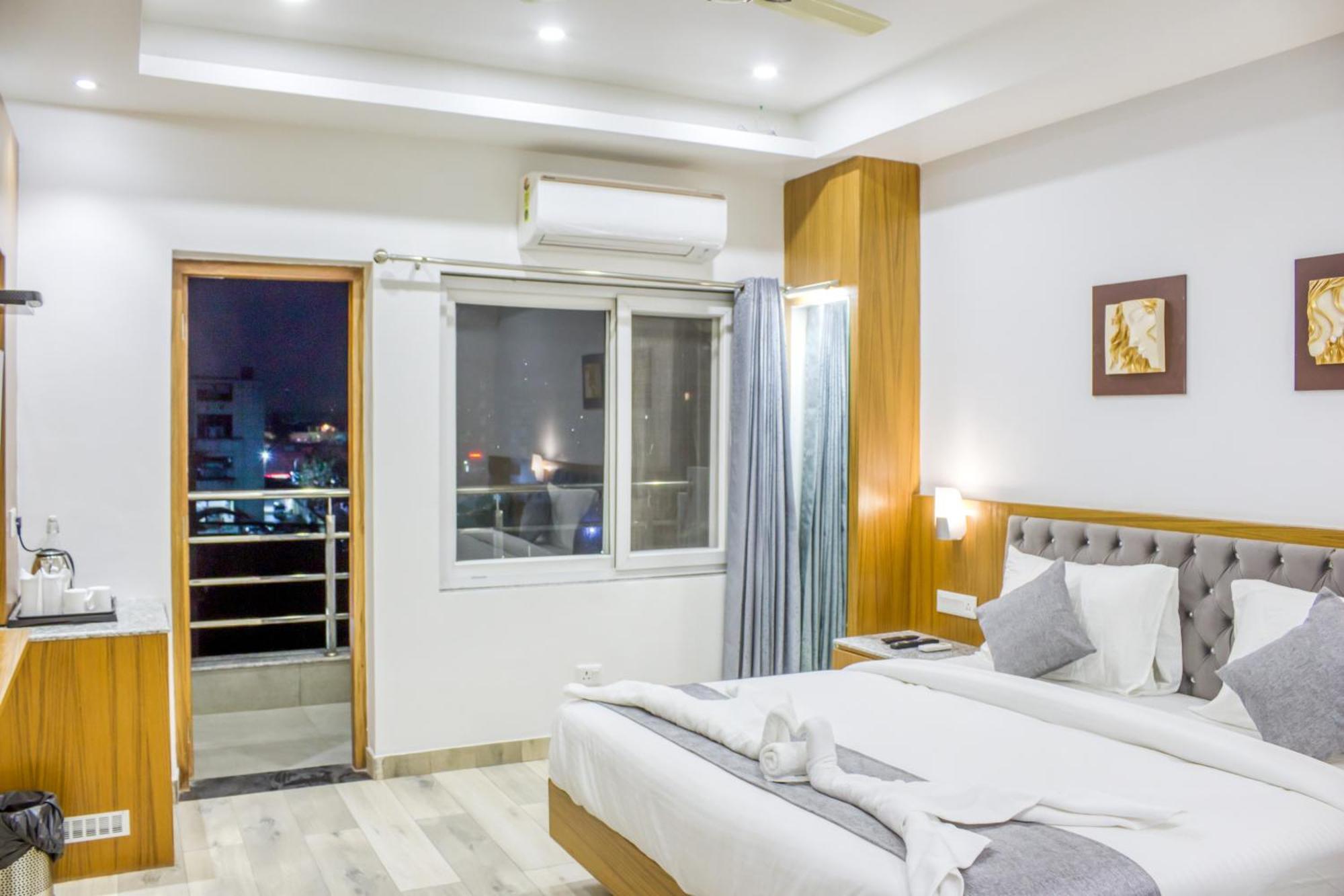 Zip By Spree Hotels Grand Legacy Prime Dehradun Exterior photo
