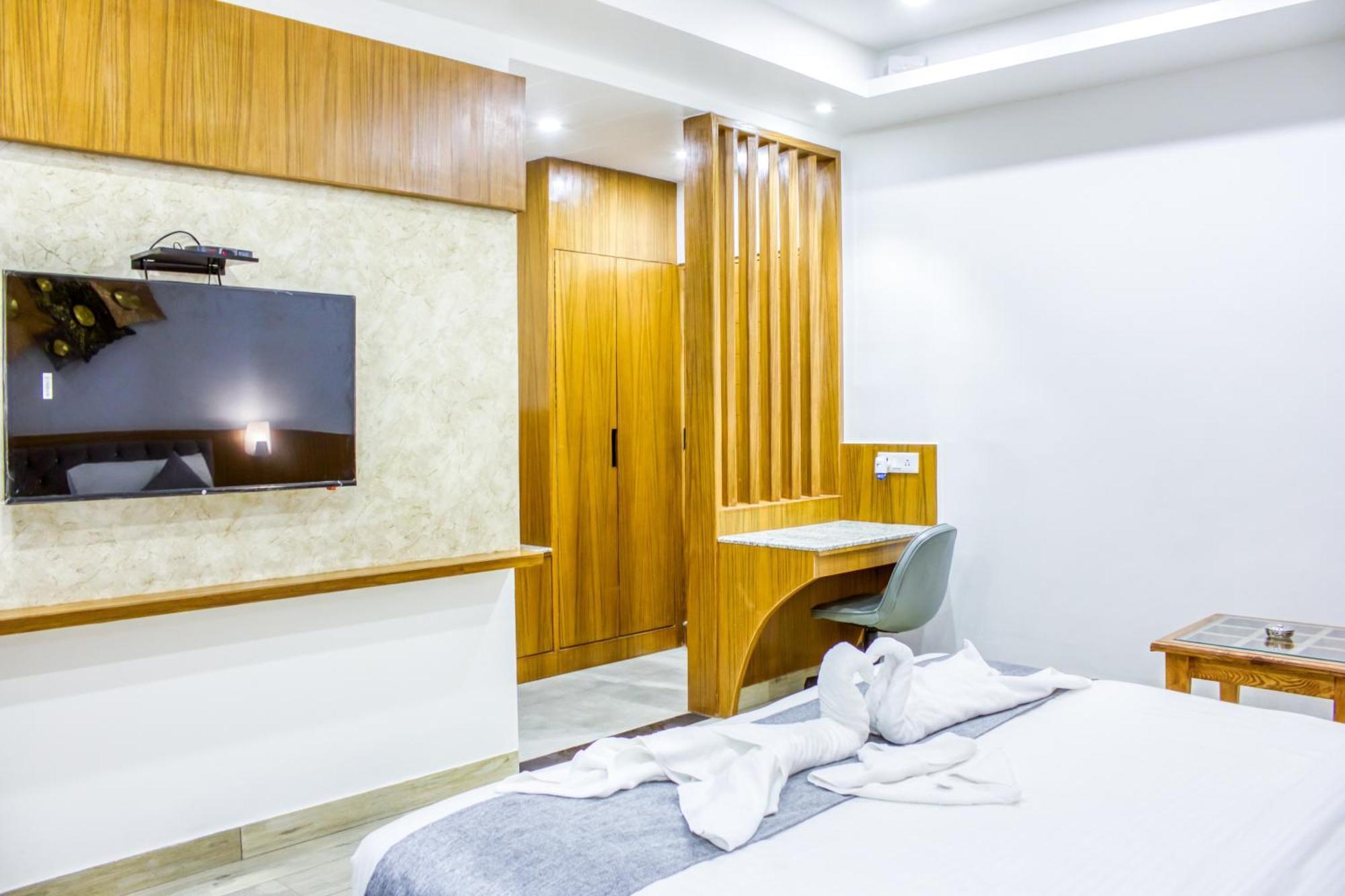 Zip By Spree Hotels Grand Legacy Prime Dehradun Exterior photo