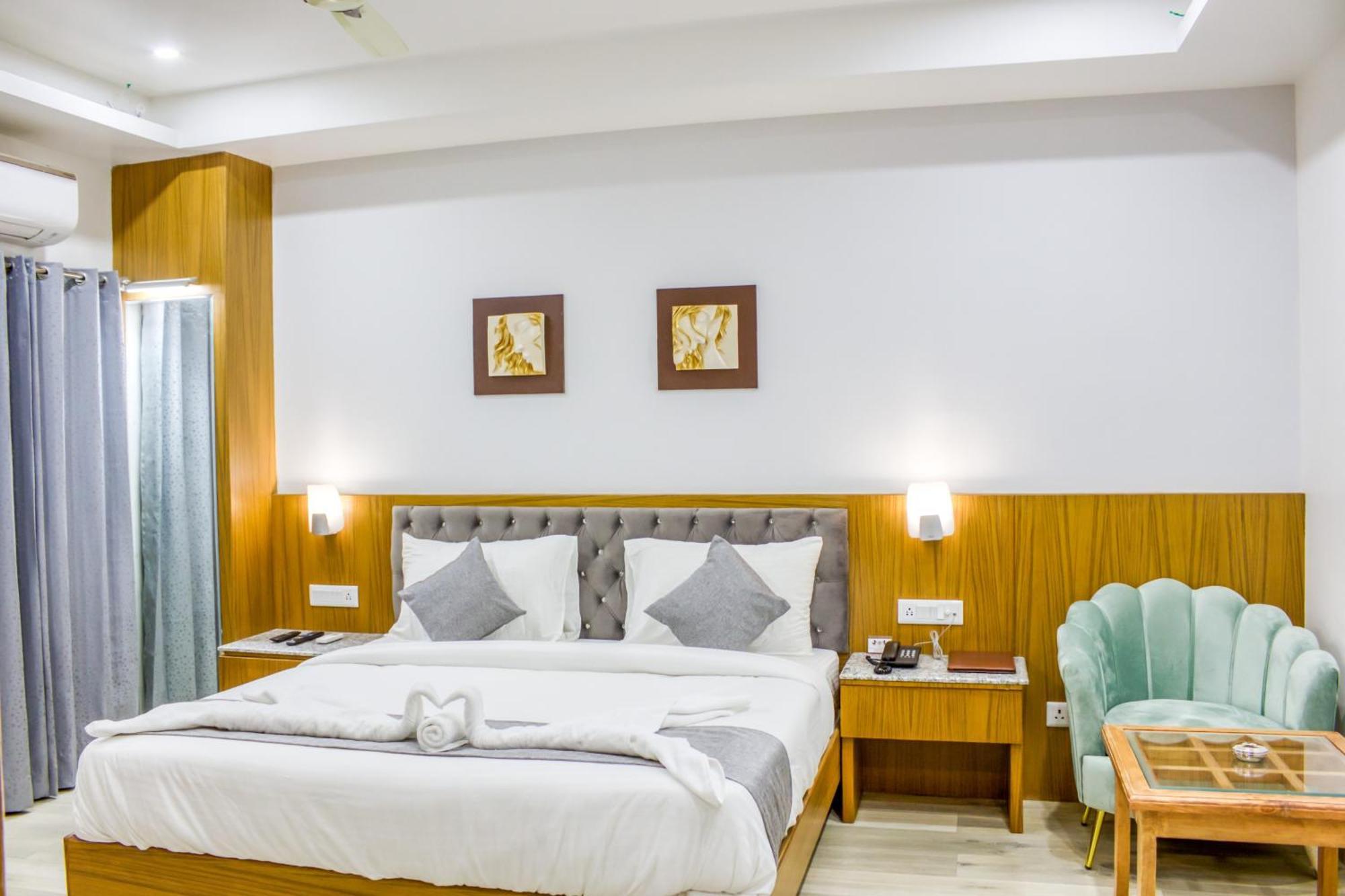 Zip By Spree Hotels Grand Legacy Prime Dehradun Exterior photo